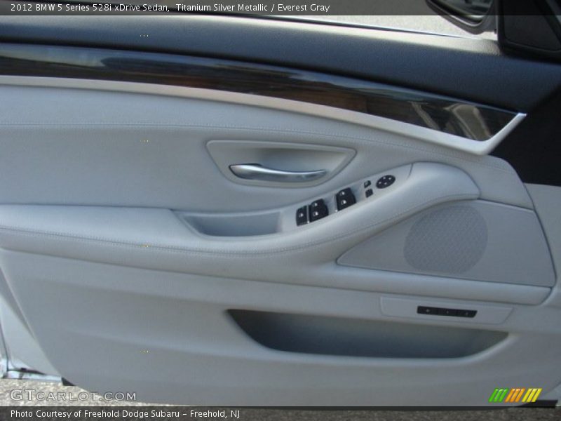 Titanium Silver Metallic / Everest Gray 2012 BMW 5 Series 528i xDrive Sedan