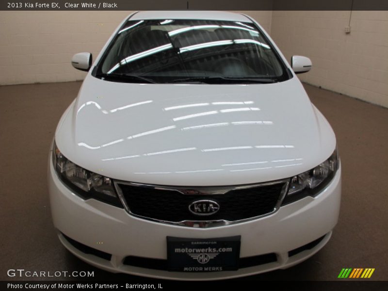 Clear White / Black 2013 Kia Forte EX