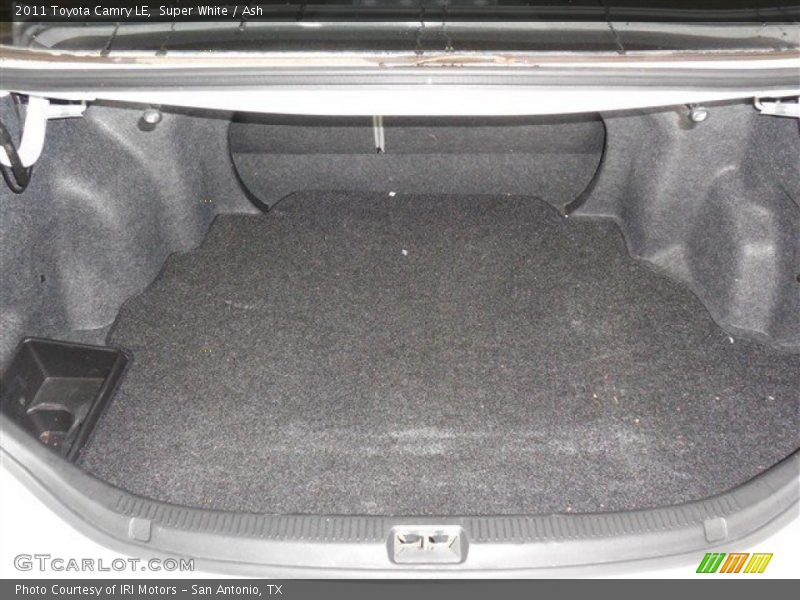 Super White / Ash 2011 Toyota Camry LE
