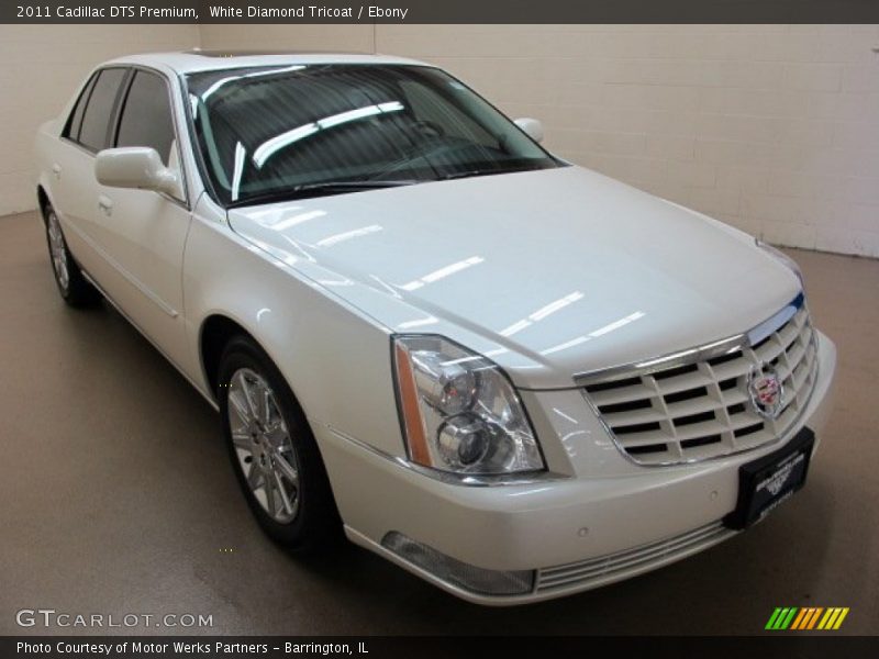 White Diamond Tricoat / Ebony 2011 Cadillac DTS Premium
