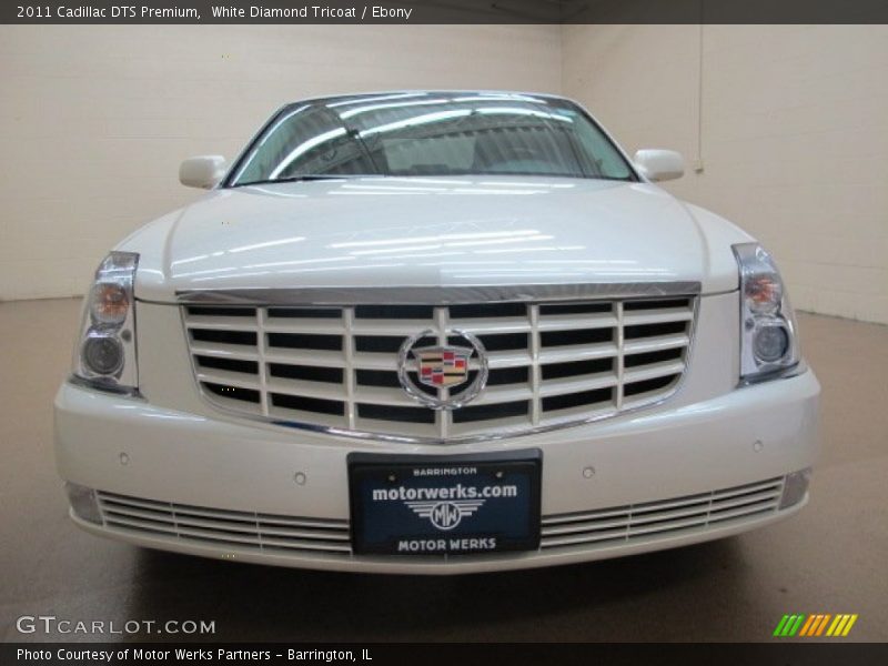 White Diamond Tricoat / Ebony 2011 Cadillac DTS Premium