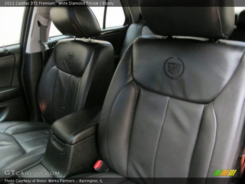 White Diamond Tricoat / Ebony 2011 Cadillac DTS Premium