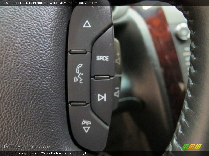 White Diamond Tricoat / Ebony 2011 Cadillac DTS Premium