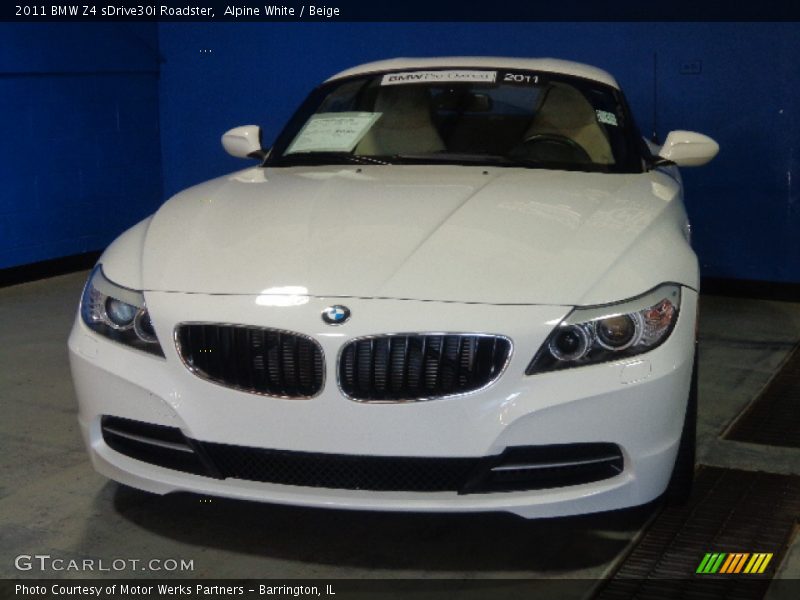 Alpine White / Beige 2011 BMW Z4 sDrive30i Roadster