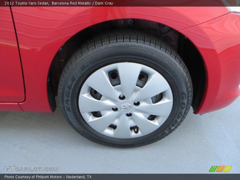 Barcelona Red Metallic / Dark Gray 2012 Toyota Yaris Sedan