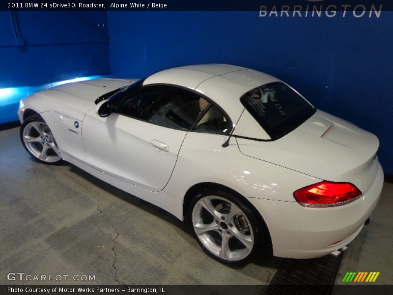 Alpine White / Beige 2011 BMW Z4 sDrive30i Roadster