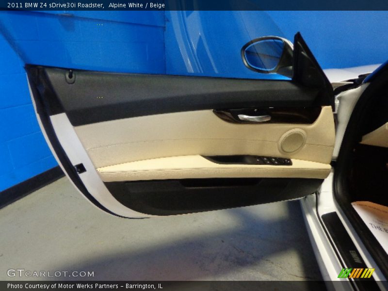 Alpine White / Beige 2011 BMW Z4 sDrive30i Roadster