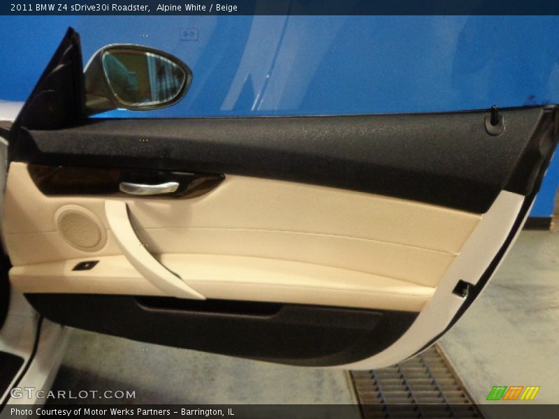 Alpine White / Beige 2011 BMW Z4 sDrive30i Roadster