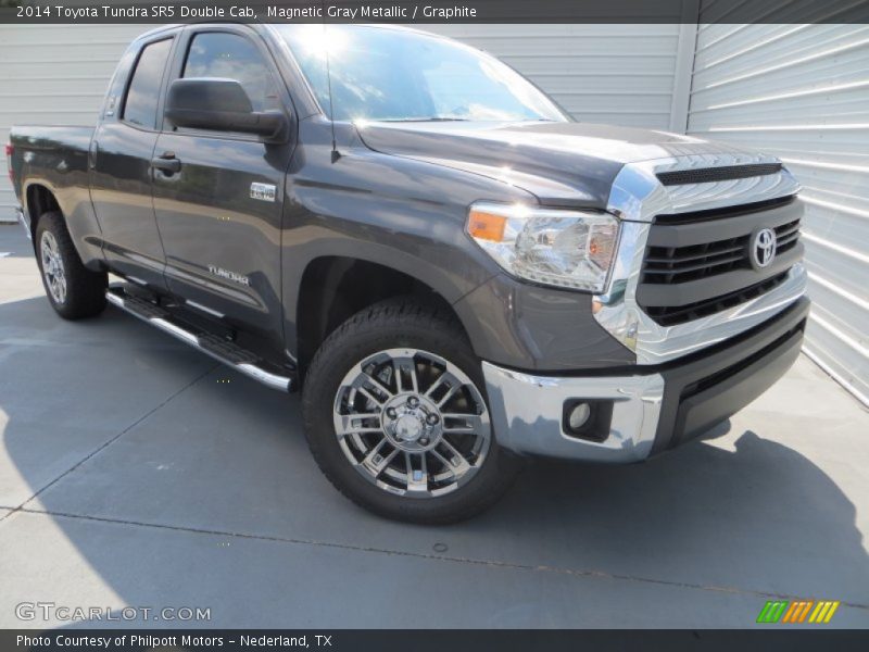 Magnetic Gray Metallic / Graphite 2014 Toyota Tundra SR5 Double Cab