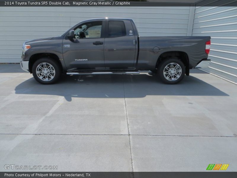 Magnetic Gray Metallic / Graphite 2014 Toyota Tundra SR5 Double Cab