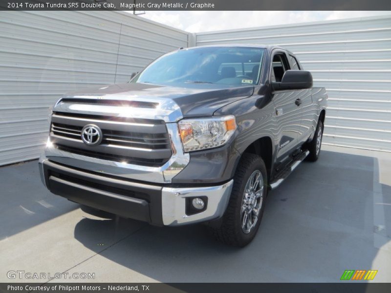 Magnetic Gray Metallic / Graphite 2014 Toyota Tundra SR5 Double Cab