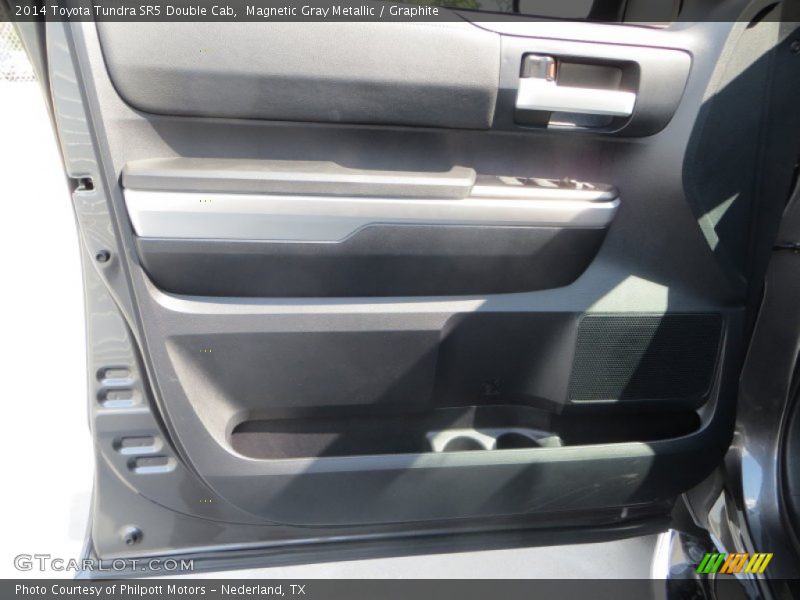 Magnetic Gray Metallic / Graphite 2014 Toyota Tundra SR5 Double Cab