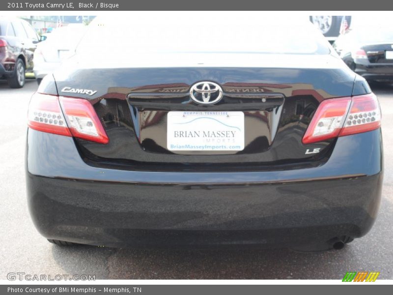 Black / Bisque 2011 Toyota Camry LE