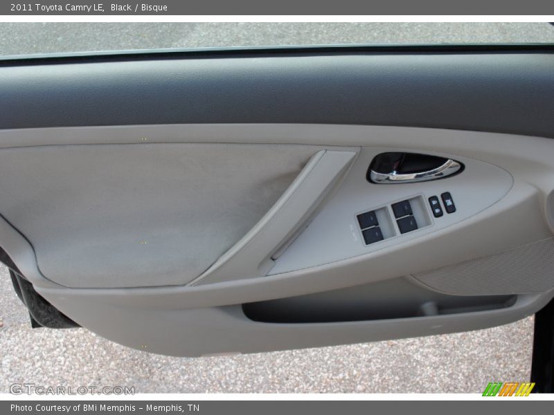 Black / Bisque 2011 Toyota Camry LE