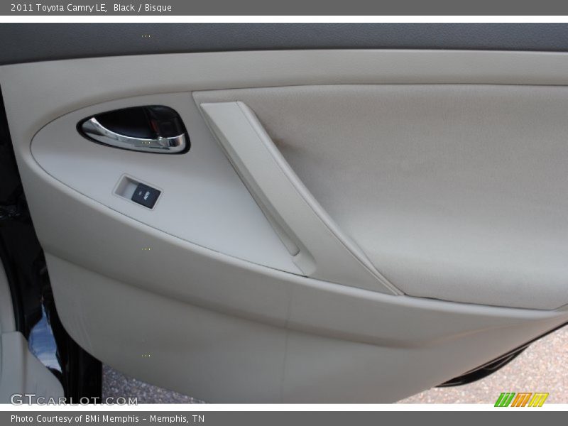 Black / Bisque 2011 Toyota Camry LE