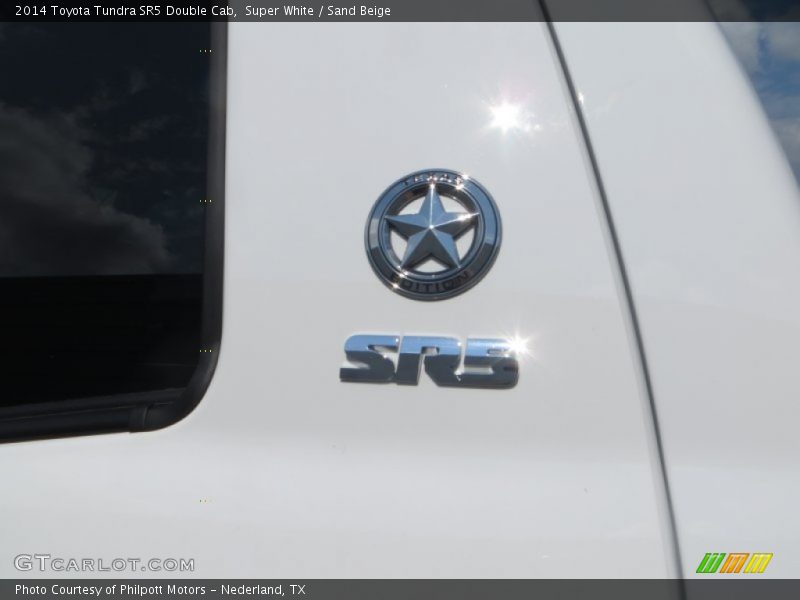 Super White / Sand Beige 2014 Toyota Tundra SR5 Double Cab