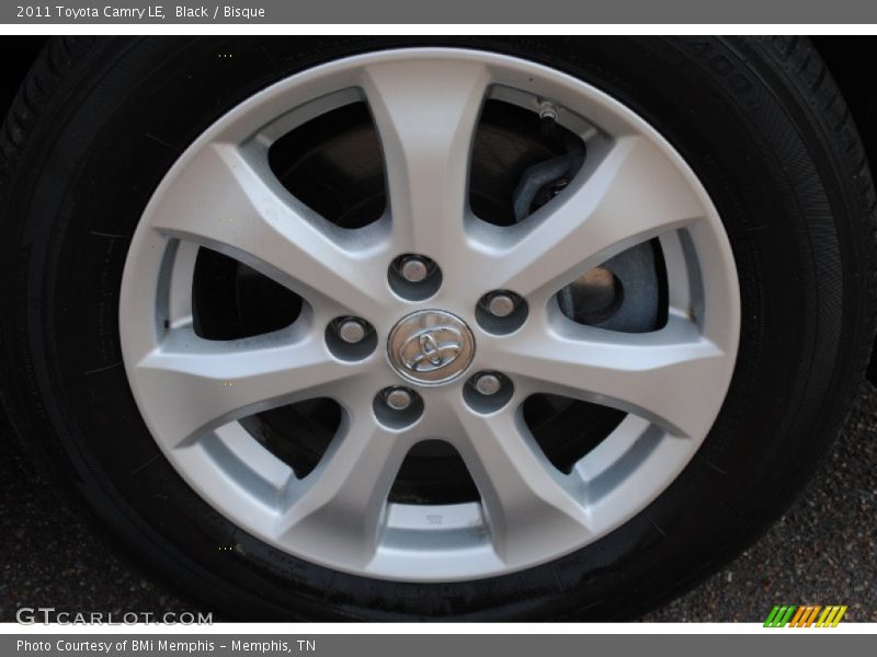 Black / Bisque 2011 Toyota Camry LE