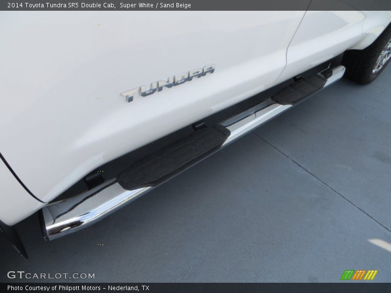 Super White / Sand Beige 2014 Toyota Tundra SR5 Double Cab