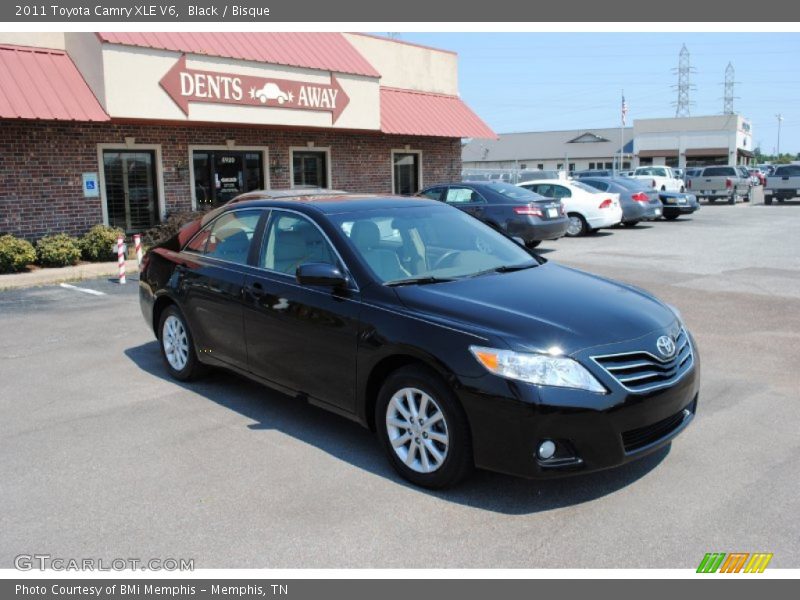 Black / Bisque 2011 Toyota Camry XLE V6