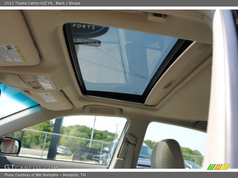 Black / Bisque 2011 Toyota Camry XLE V6