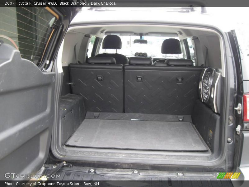 Black Diamond / Dark Charcoal 2007 Toyota FJ Cruiser 4WD