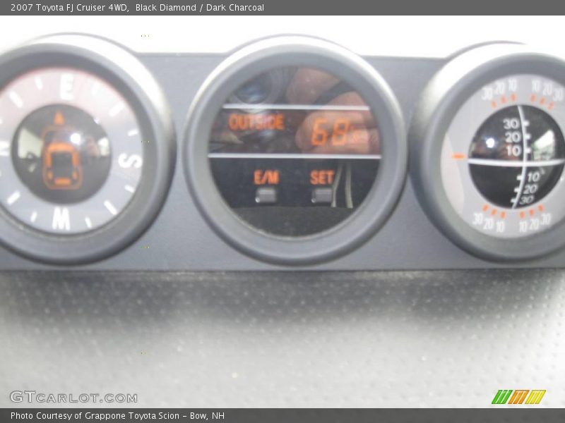 Black Diamond / Dark Charcoal 2007 Toyota FJ Cruiser 4WD