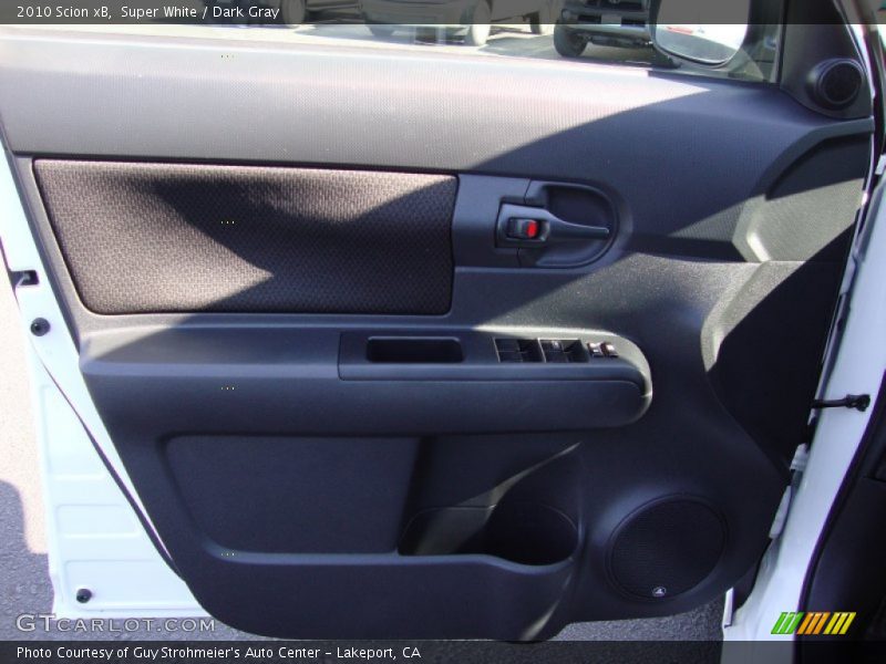 Super White / Dark Gray 2010 Scion xB