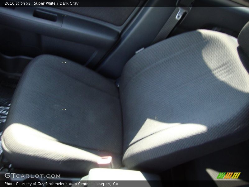 Super White / Dark Gray 2010 Scion xB