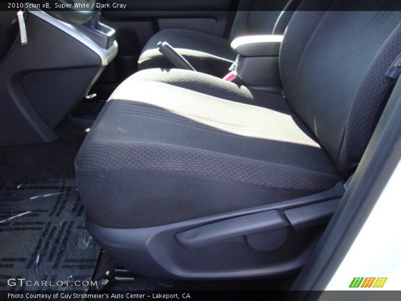 Super White / Dark Gray 2010 Scion xB