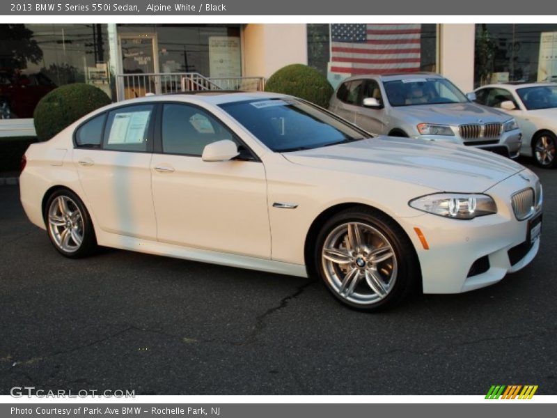 Alpine White / Black 2013 BMW 5 Series 550i Sedan
