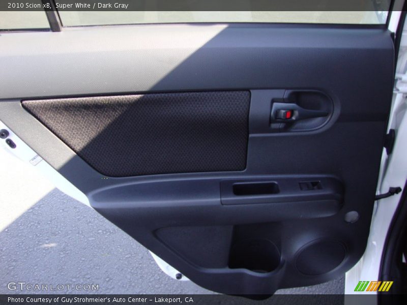 Super White / Dark Gray 2010 Scion xB