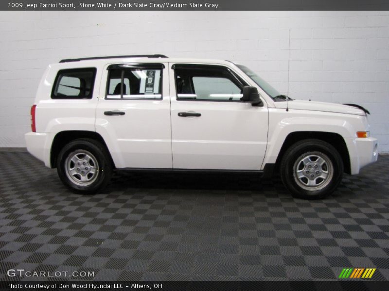 Stone White / Dark Slate Gray/Medium Slate Gray 2009 Jeep Patriot Sport