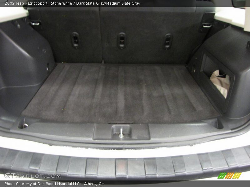 Stone White / Dark Slate Gray/Medium Slate Gray 2009 Jeep Patriot Sport