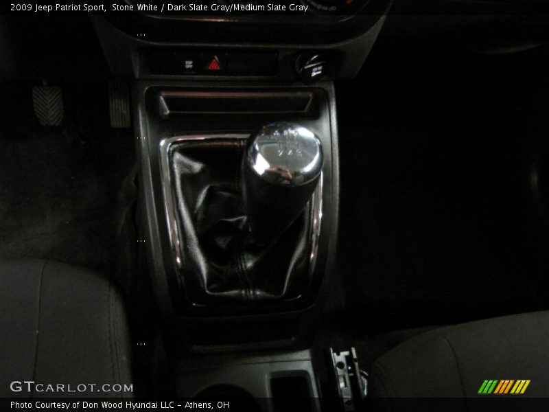 Stone White / Dark Slate Gray/Medium Slate Gray 2009 Jeep Patriot Sport