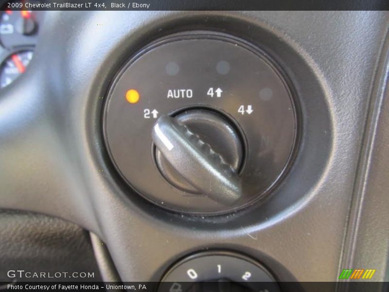 Black / Ebony 2009 Chevrolet TrailBlazer LT 4x4