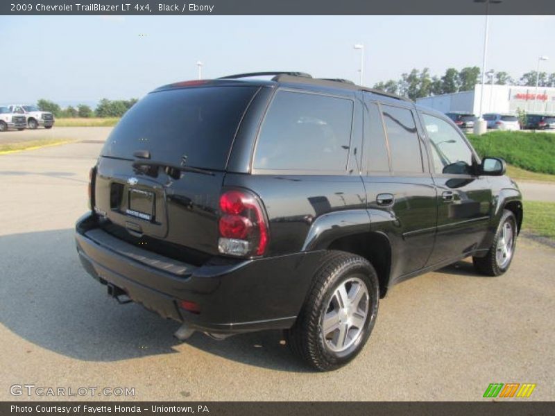 Black / Ebony 2009 Chevrolet TrailBlazer LT 4x4