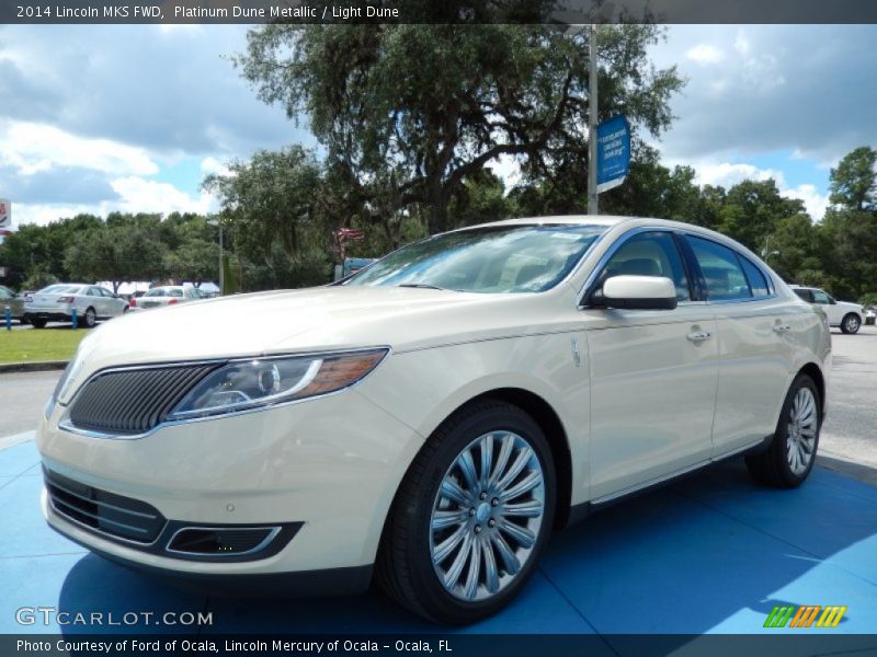 Front 3/4 View of 2014 MKS FWD