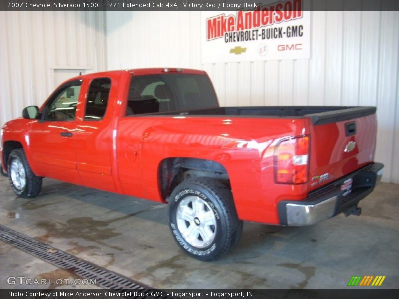 Victory Red / Ebony Black 2007 Chevrolet Silverado 1500 LT Z71 Extended Cab 4x4