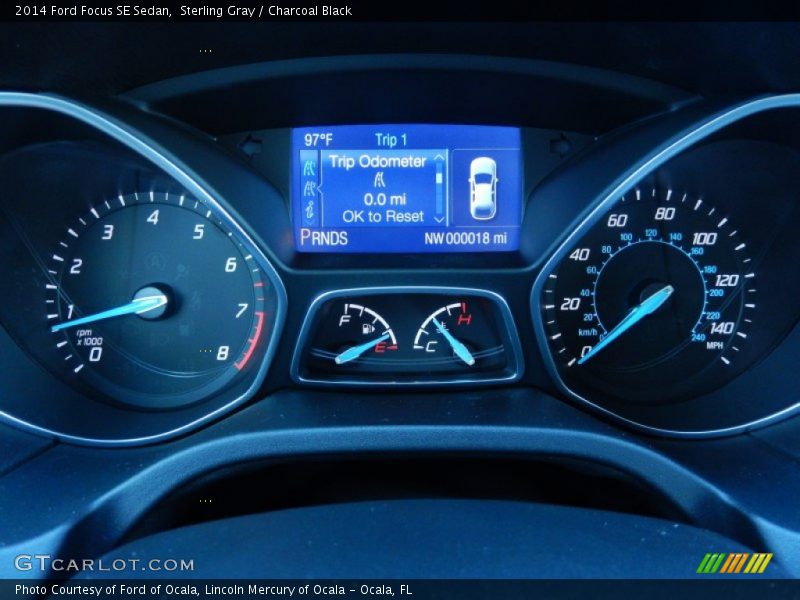 Sterling Gray / Charcoal Black 2014 Ford Focus SE Sedan