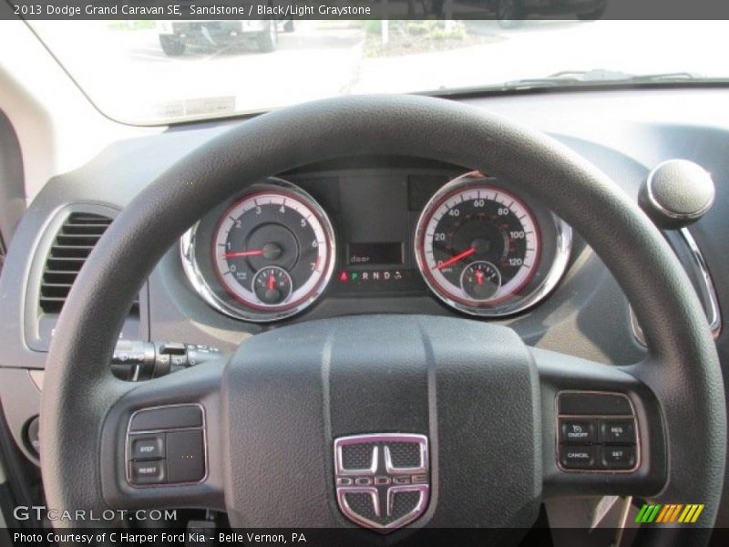 Sandstone / Black/Light Graystone 2013 Dodge Grand Caravan SE