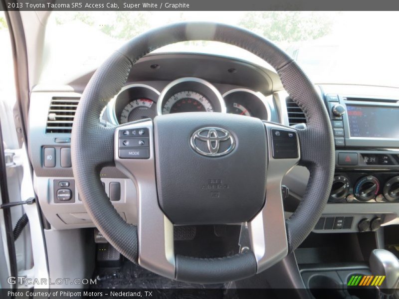 Super White / Graphite 2013 Toyota Tacoma SR5 Access Cab