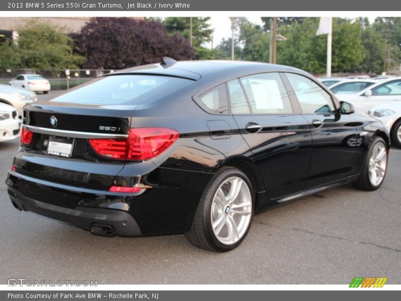 Jet Black / Ivory White 2013 BMW 5 Series 550i Gran Turismo