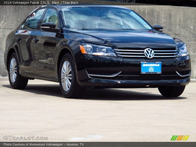 Black / Titan Black 2014 Volkswagen Passat 2.5L S