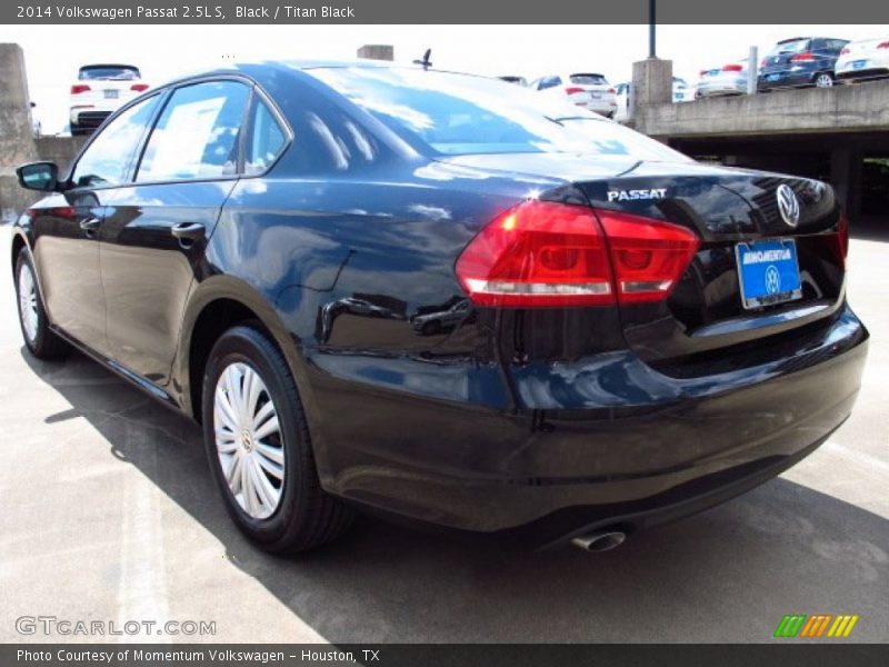 Black / Titan Black 2014 Volkswagen Passat 2.5L S