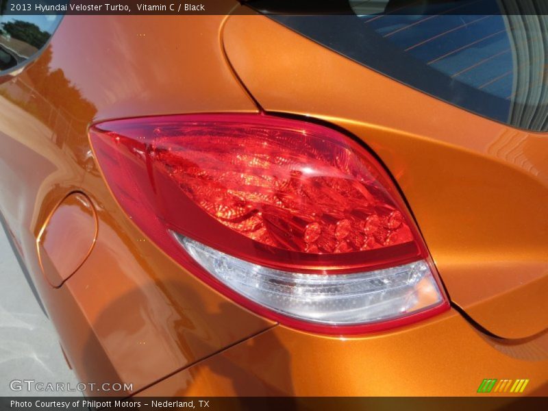 Vitamin C / Black 2013 Hyundai Veloster Turbo