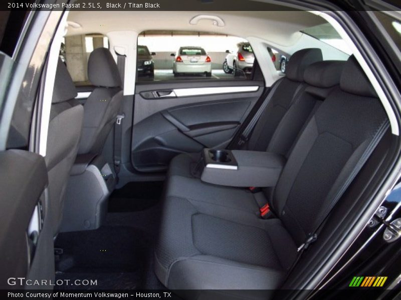 Black / Titan Black 2014 Volkswagen Passat 2.5L S