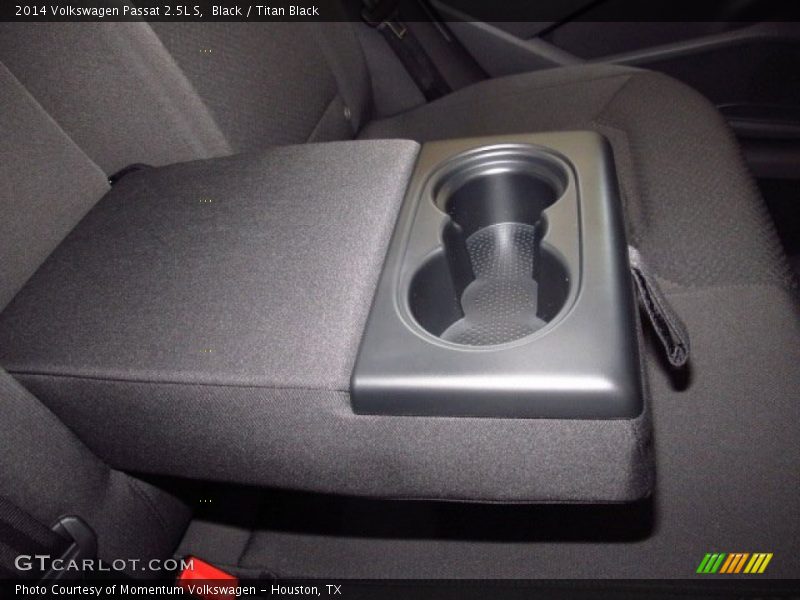 Black / Titan Black 2014 Volkswagen Passat 2.5L S