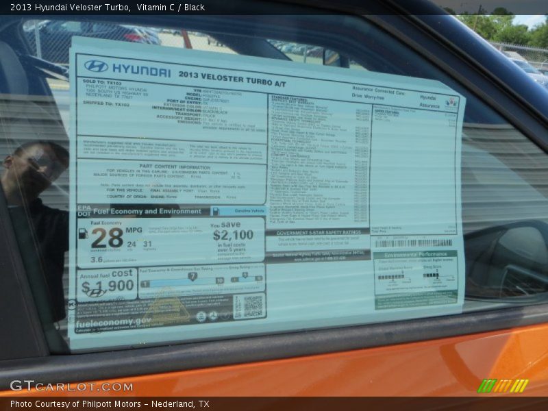 Vitamin C / Black 2013 Hyundai Veloster Turbo