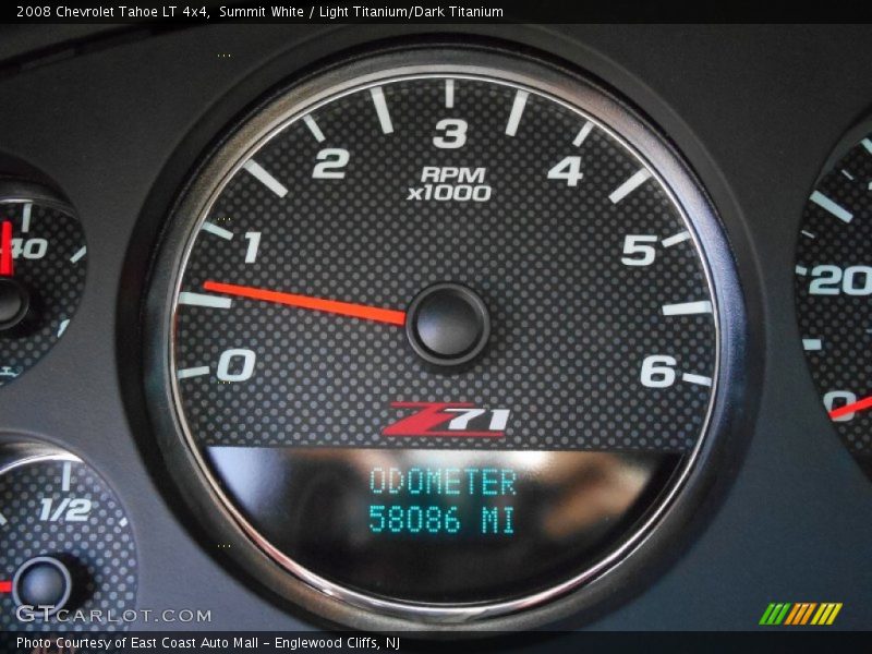 Summit White / Light Titanium/Dark Titanium 2008 Chevrolet Tahoe LT 4x4