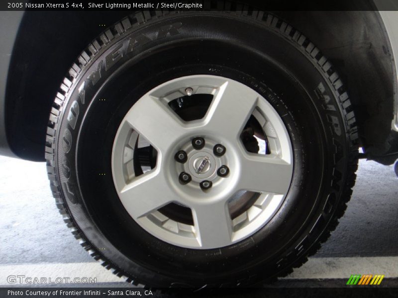 Silver Lightning Metallic / Steel/Graphite 2005 Nissan Xterra S 4x4